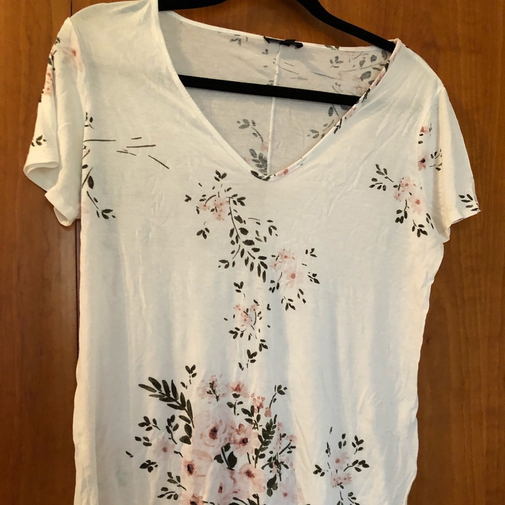 Dynamite tee